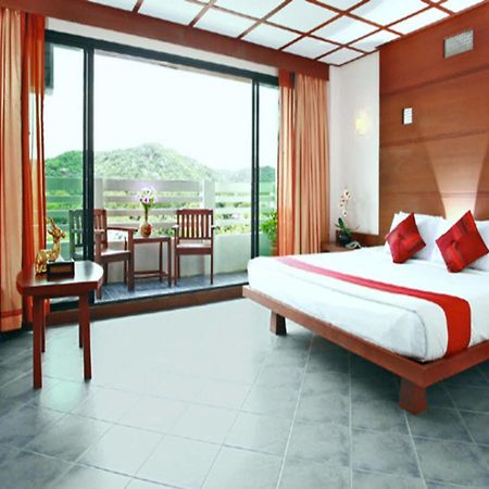 Hua Hin Loft Hotel Buitenkant foto