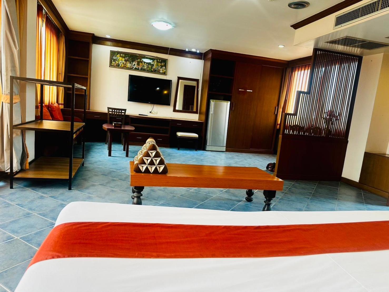 Hua Hin Loft Hotel Buitenkant foto