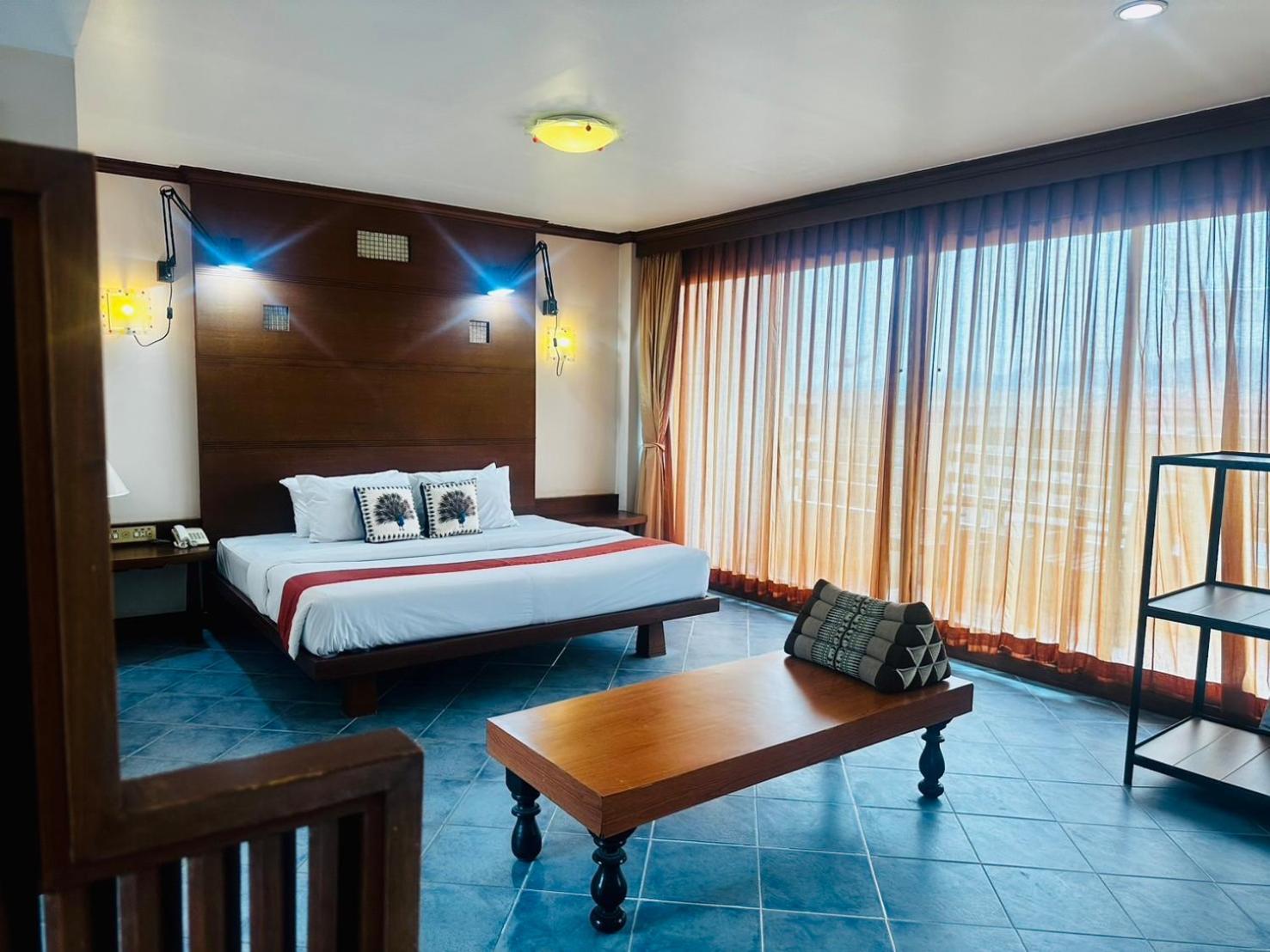 Hua Hin Loft Hotel Buitenkant foto