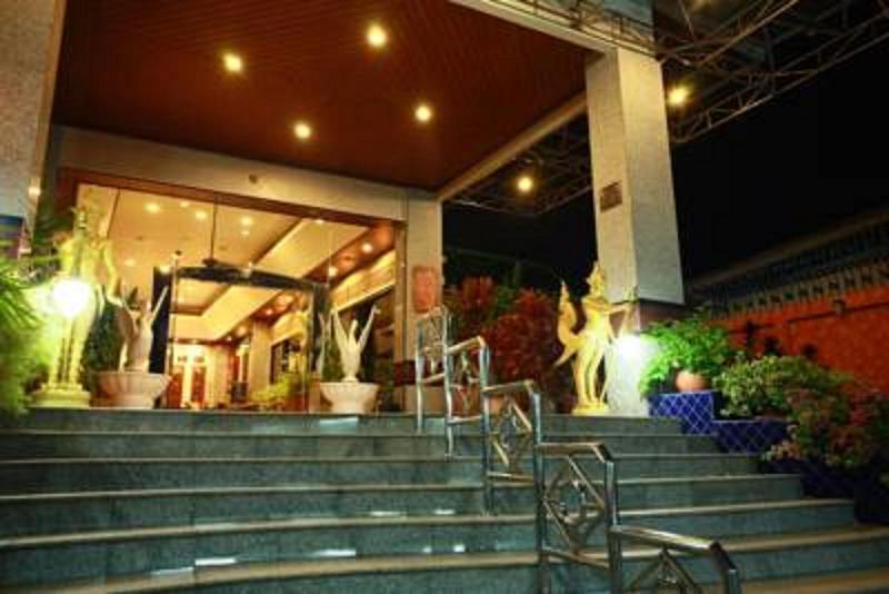 Hua Hin Loft Hotel Buitenkant foto