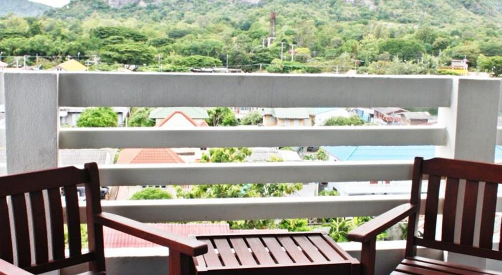 Hua Hin Loft Hotel Kamer foto